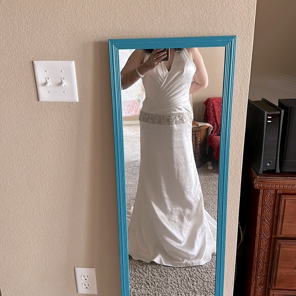 Hollywood style wedding dress adjustable strain - Picture 11 of 11